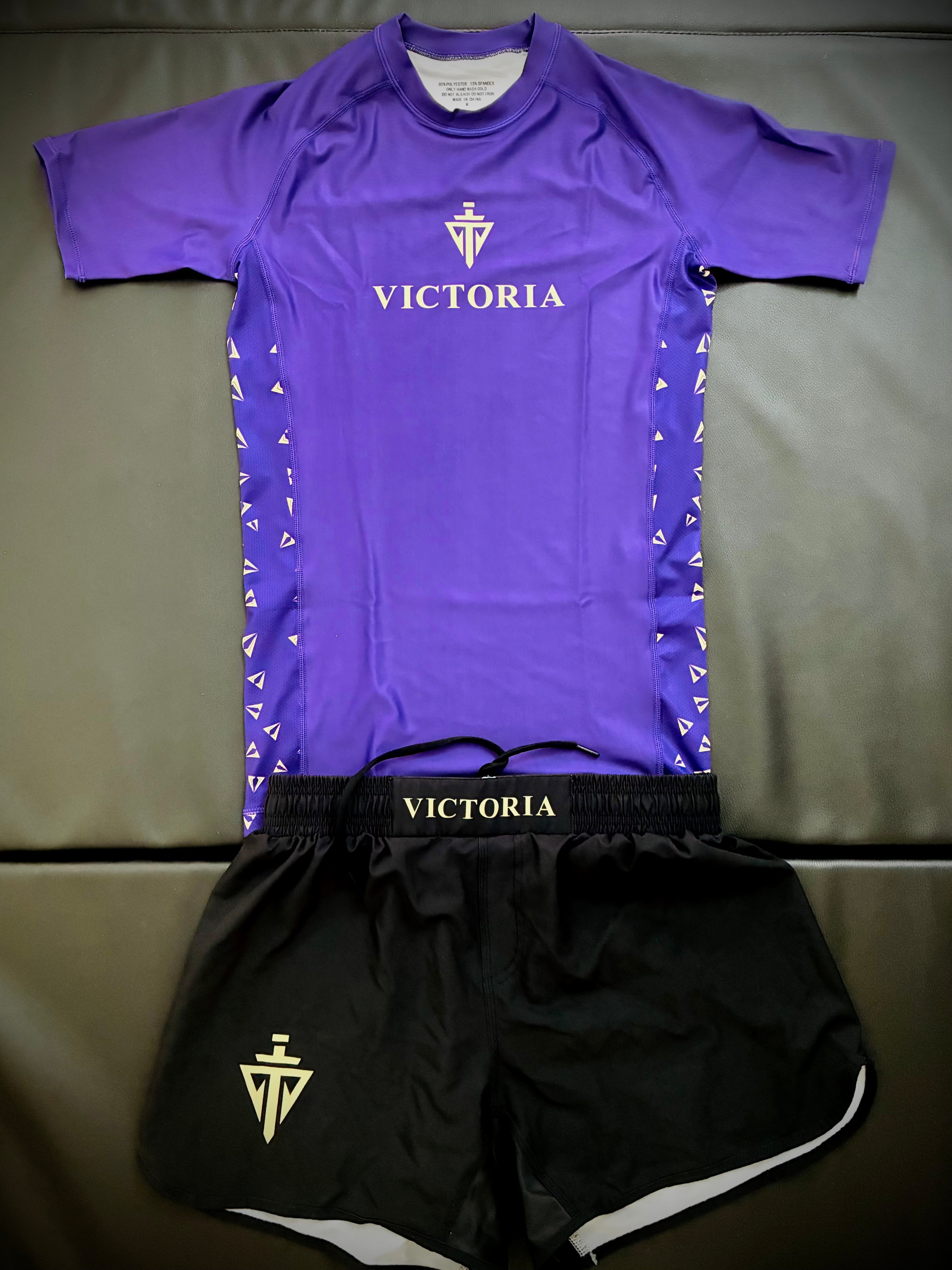 Victoria Rashguard - Purple